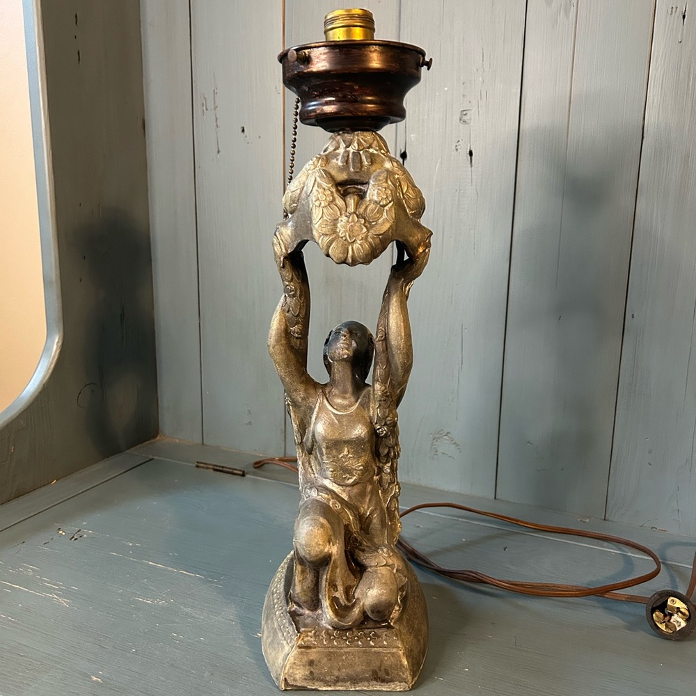 Antique Style Bronze Table Lamp Vintage Art Deco Hollywood Regency Style